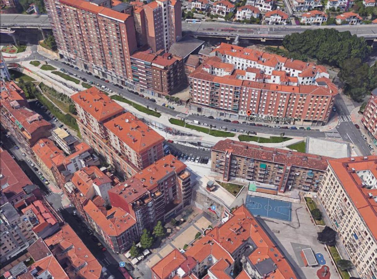 Calida Vivienda Turistica Centrica Junto Al Funicular Y Metro Apartment Bilbao Luaran gambar